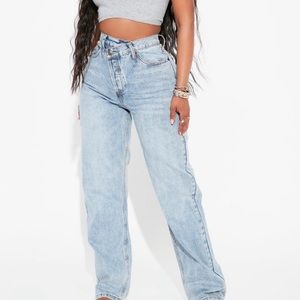 Fashion Nova Crossover Straight Leg Jeans